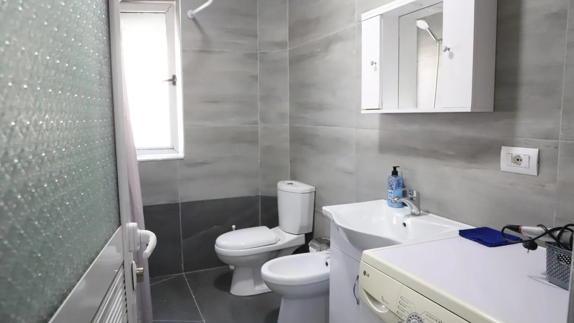 Robert Apartament Center Berat Lejlighed