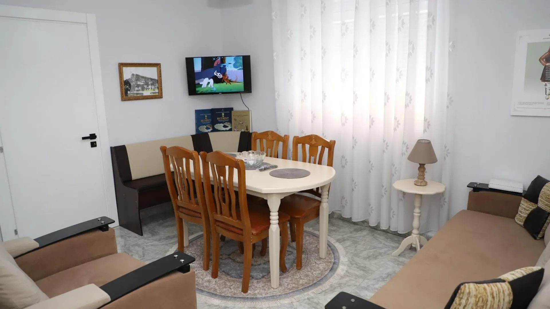Robert Apartament Center Berat Albanien