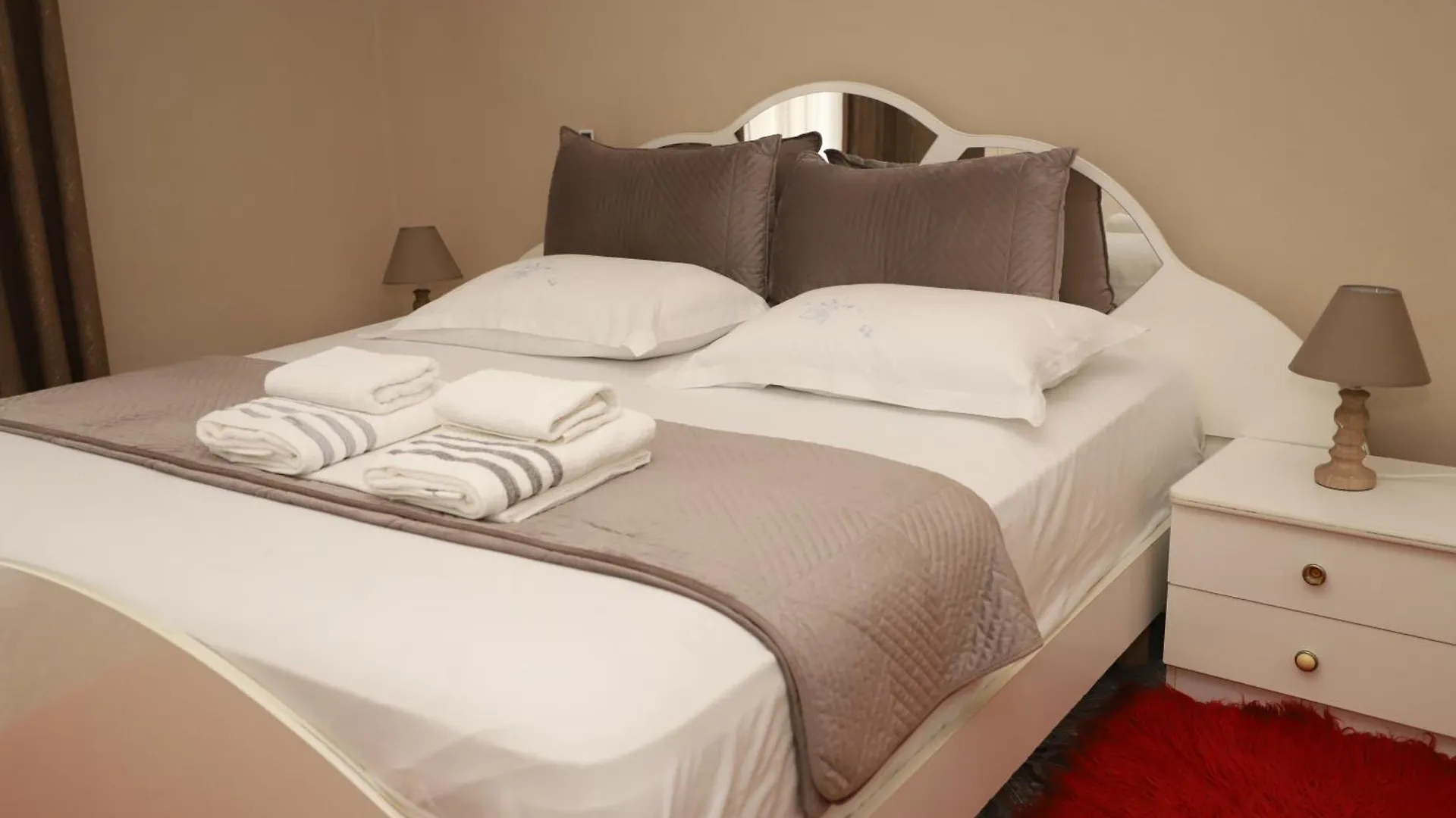 Robert Apartament Center Berat Albanien