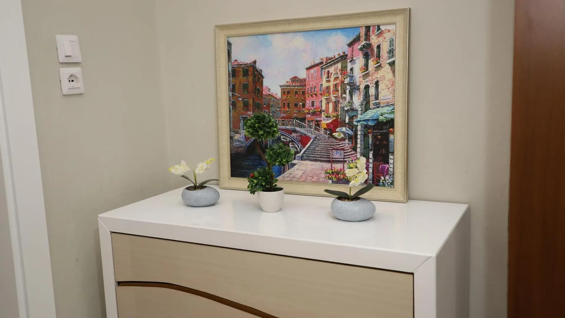Robert Apartament Center Berat