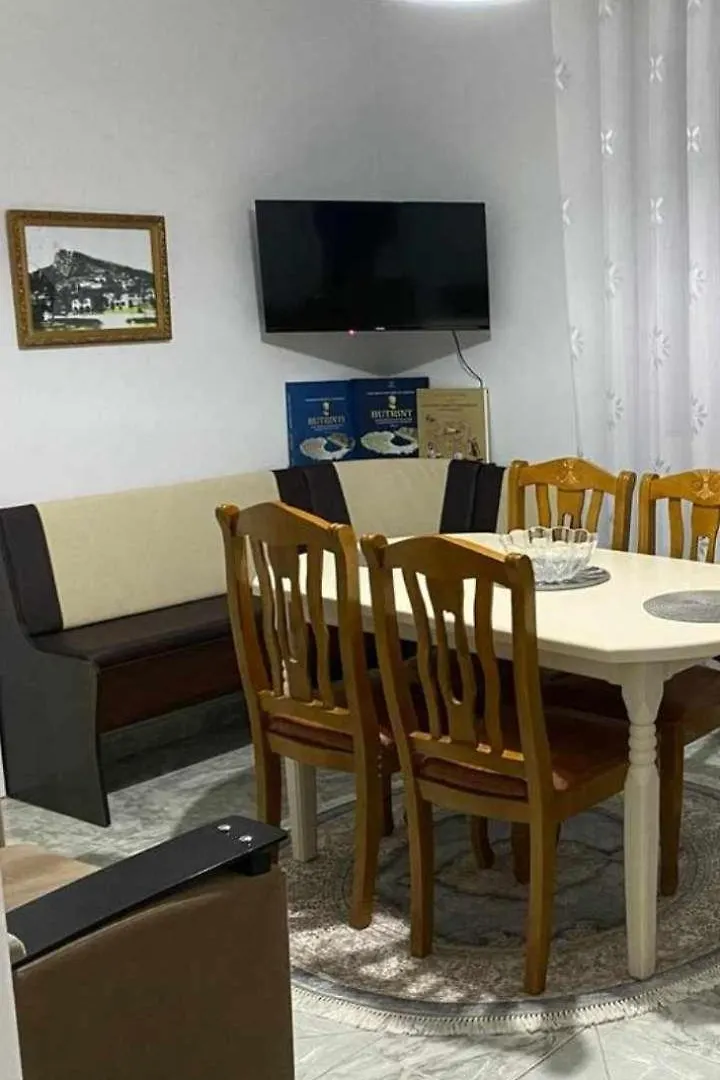 Robert Apartament Center Berat