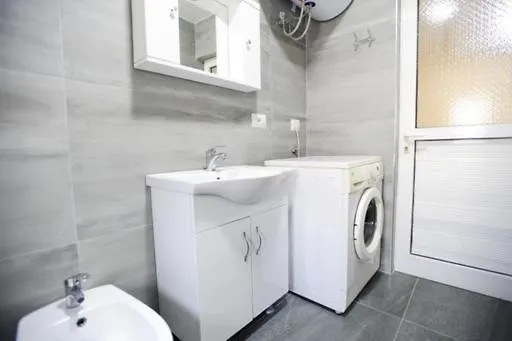 Apartment Robert Apartament Center Berat Albania