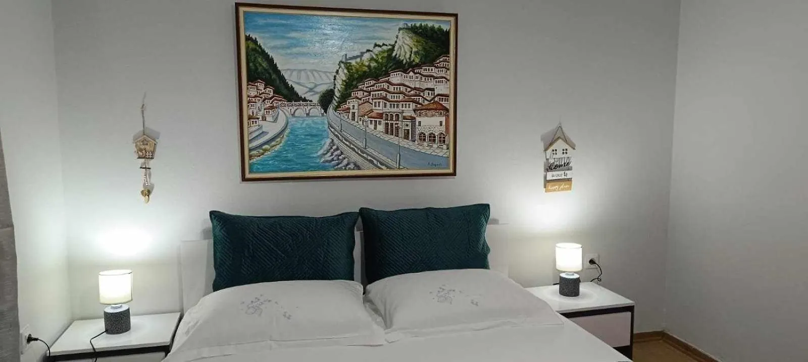 Robert Apartament Center Berat