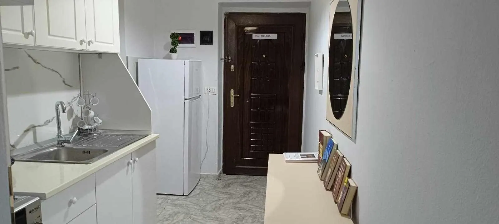 Robert Apartament Center Berat 0*,  Albania