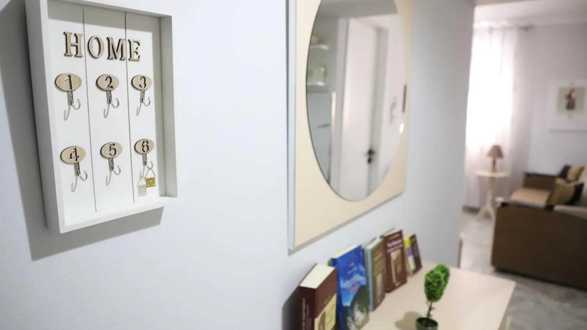 Robert Apartament Center Berat 0*,