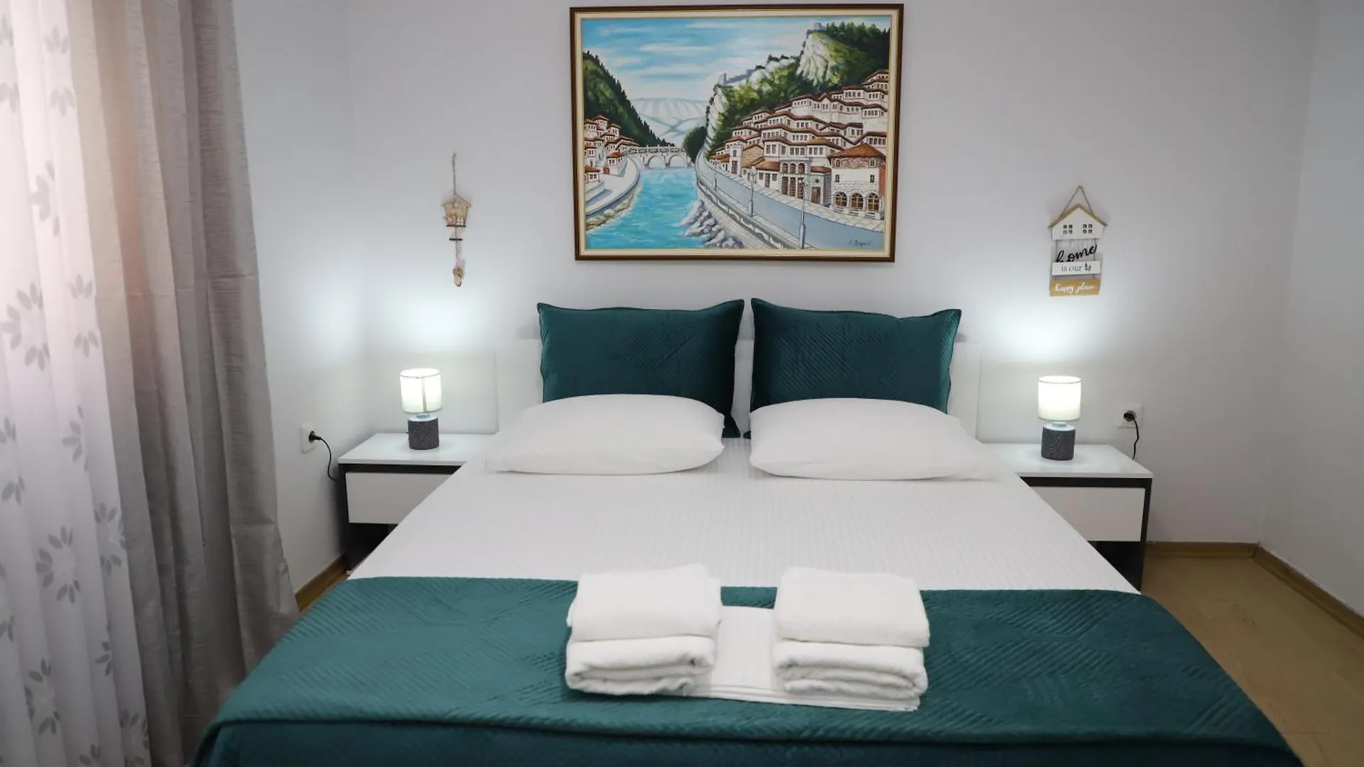 Apartment Robert Apartament Center Berat